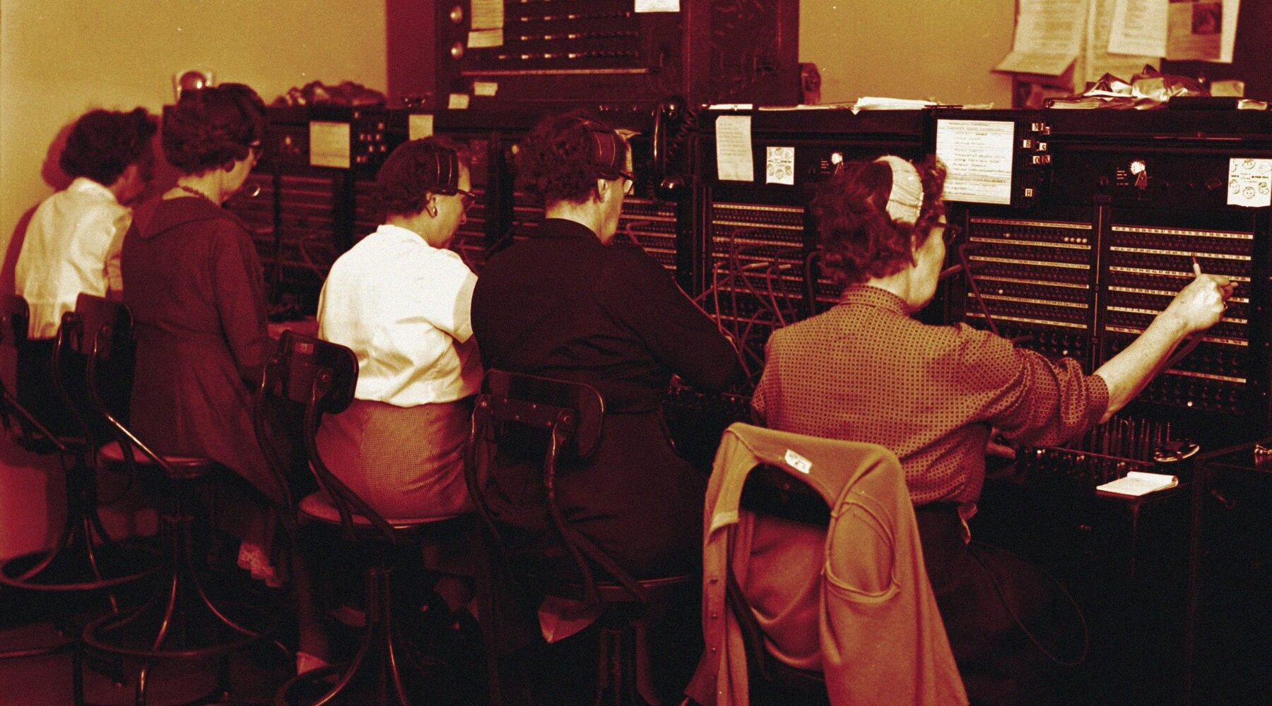 Switchboard operators, 1958