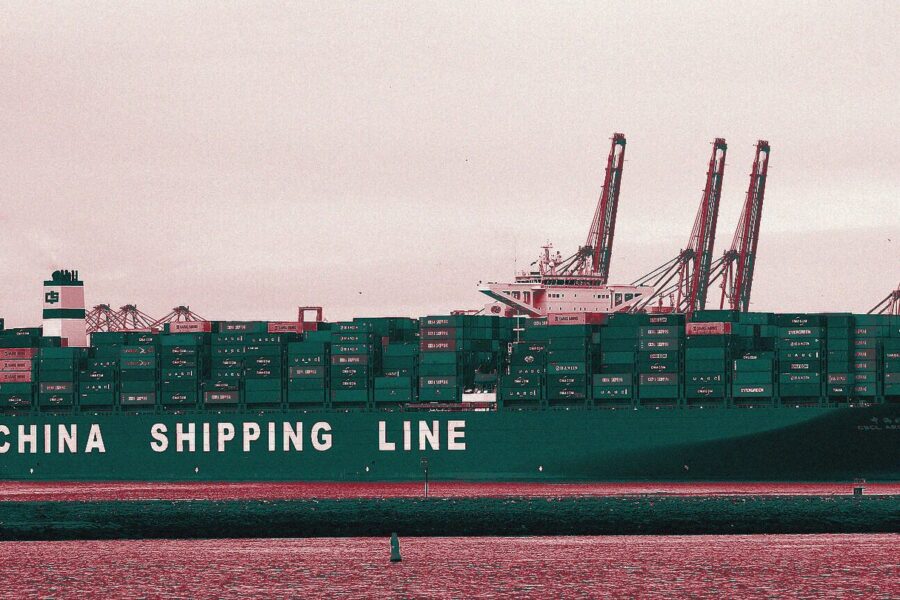 A container ship (illustrative, not the vessel in the reported incident)